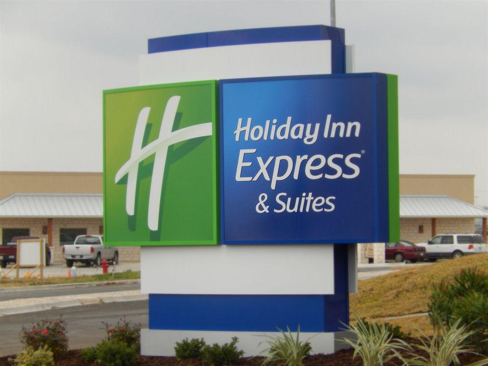 Holiday Inn Express And Suites Schulenburg By Ihg Zewnętrze zdjęcie